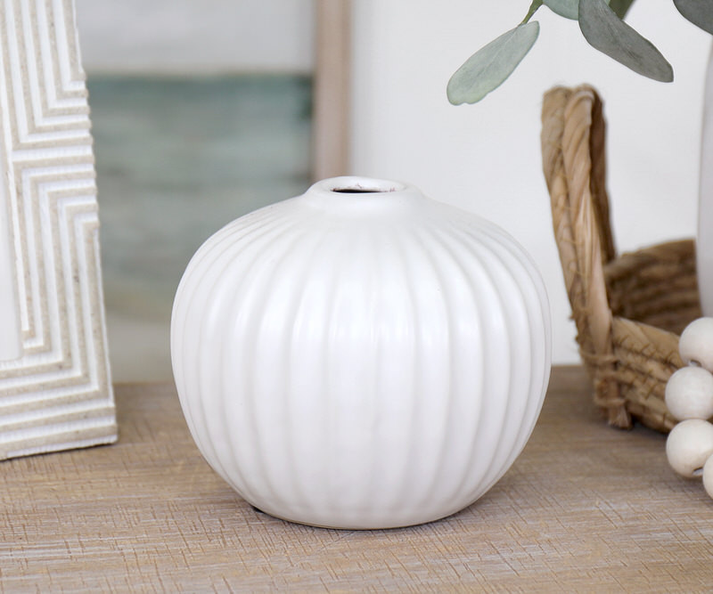 Sidcup Fluted White Bud Vase - Round