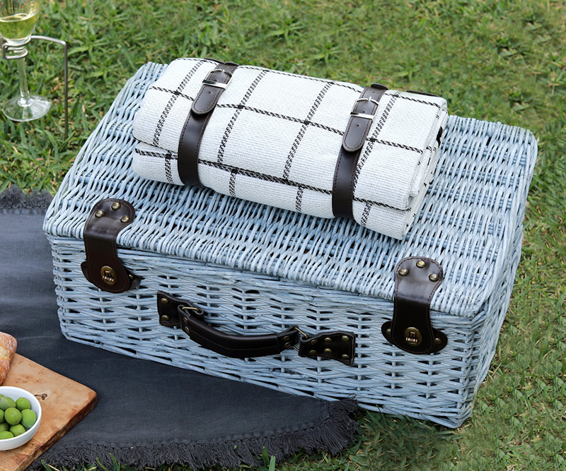 Picnic baskets rugs and outdoor entertaining. Quality products