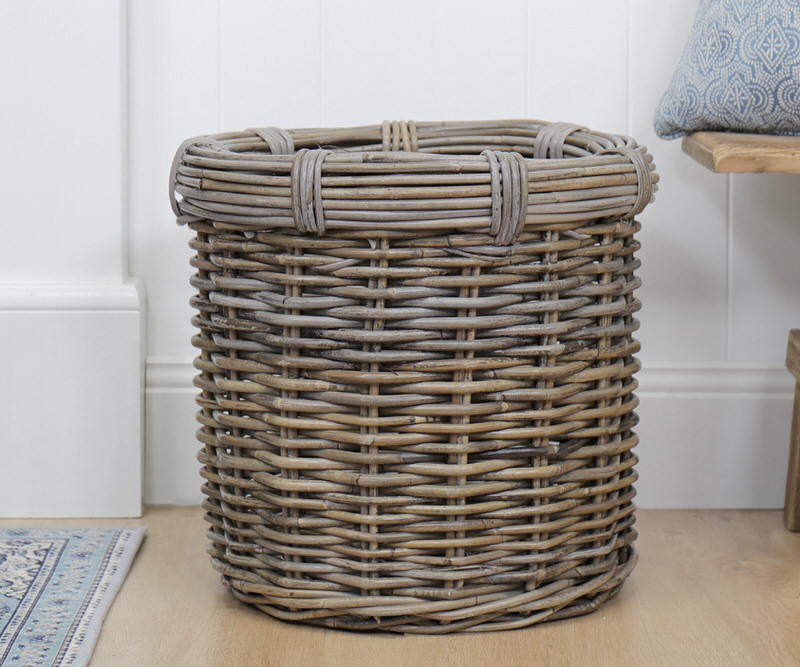 Small Chesterfield Round Rattan Basket