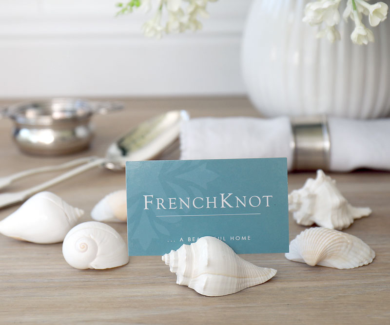 Set 8 Shell Placecard Holders