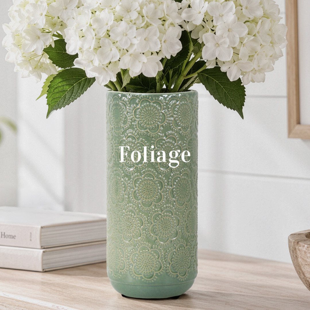 How to Style Vases Around Your Home