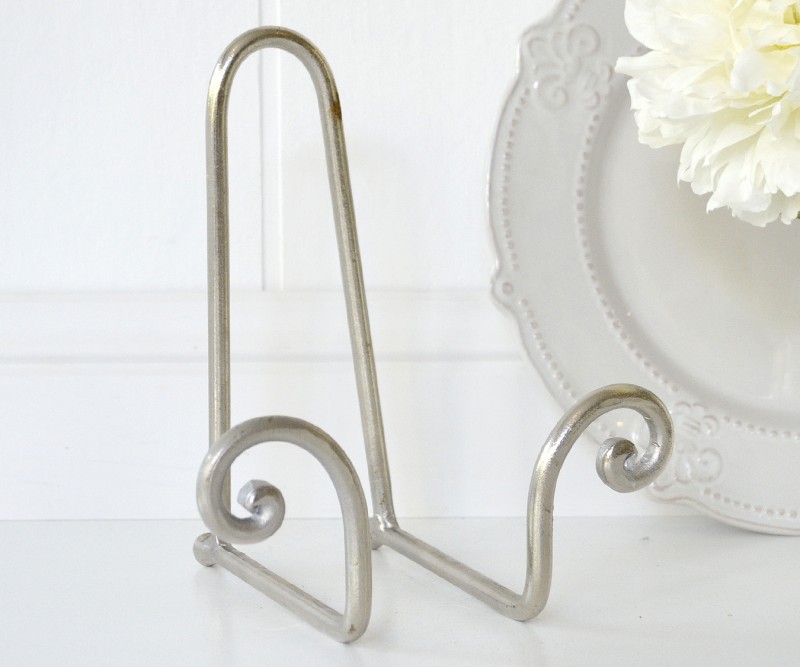 Silver Scroll Plate Stand / Recipe Book Stand / Cookbook Holder While You Cook