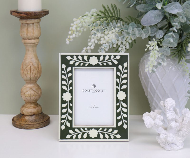 Buy photo & picture frames online A3, A2, A4 plus more available