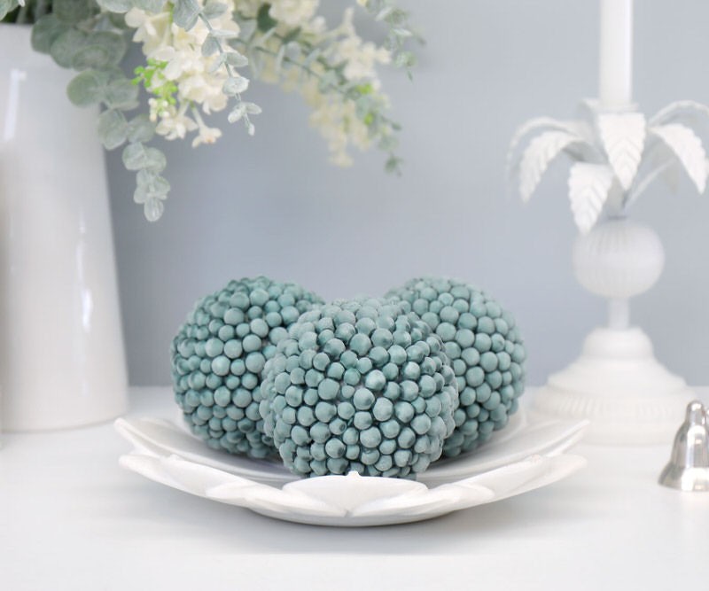 Set 3 Sage Green Deco Balls