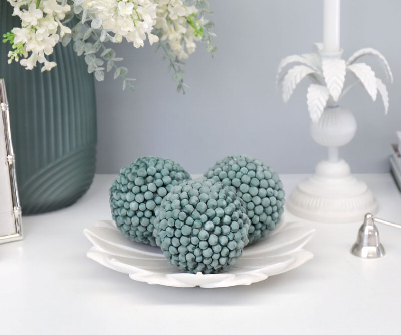 Set 3 Sage Green Deco Balls