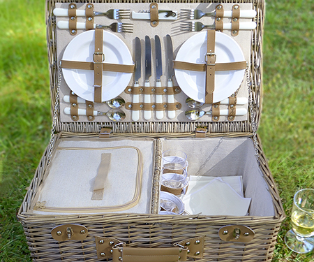 Windsor 4 Person Picnic Basket