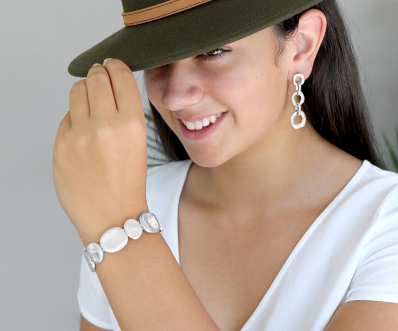 Pebble Silver Stretch Bracelet