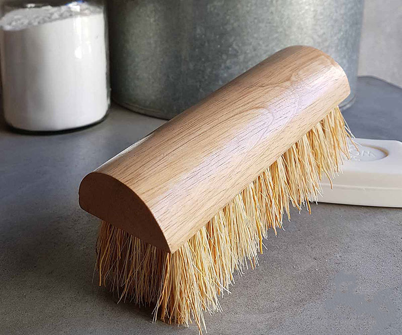 Eco Scrubbing Brush - Solid Wood & Tampico Fibres