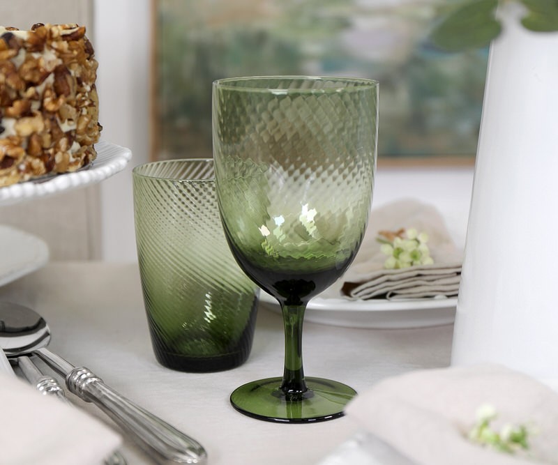 Set 4 Linette Green Wine Glasses
