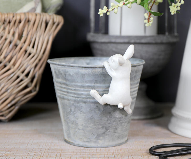 Piper the Rabbit Pot Hanger - White