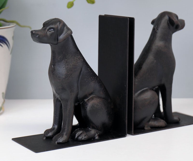 Belvoir Labrador Bookends