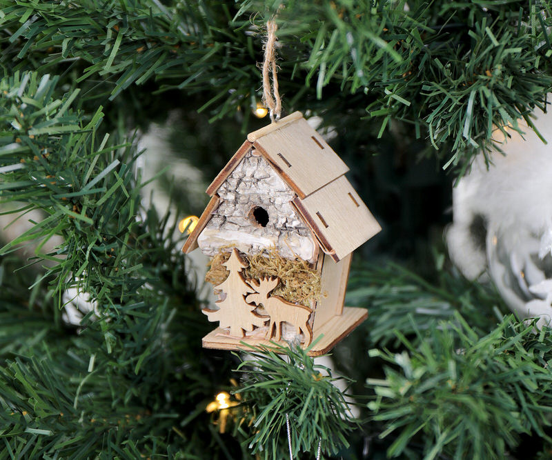 Woodcutter's Hut I Tree Decoration