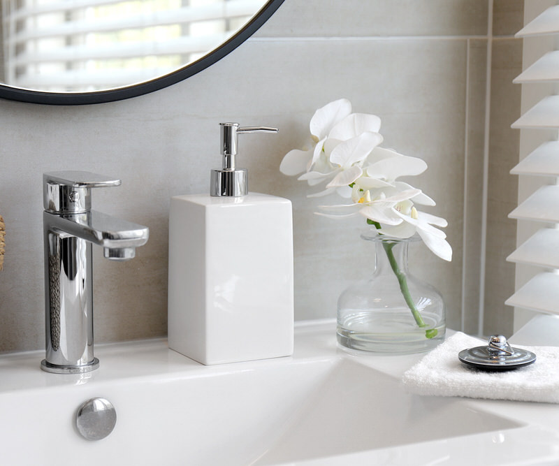 Charlie White Soap Dispenser - Square