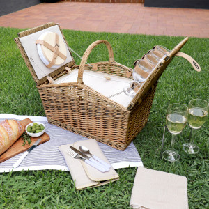 Richmond 4 Person Picnic Basket, a practical basket for household storage or display