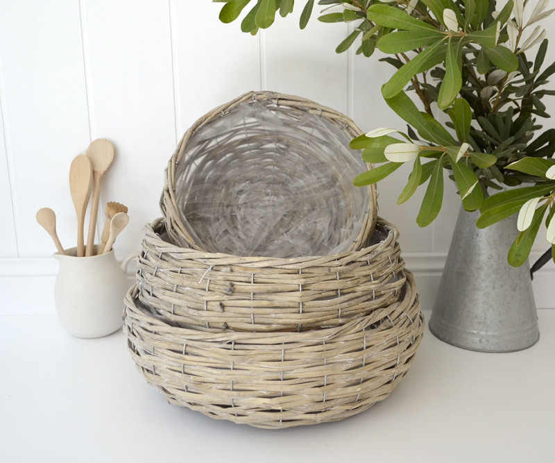 wicker produce