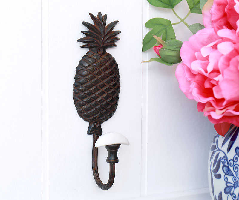 pineapple cast iron wall hook great christmas gift ideas for mum and christmas gift ideas for men guys blokes - Cast Of The Christmas Gift pineapple cast iron wall hook great christmas gift ideas for mum and christmas gift ideas for men guys blokes - Cast Of The Christmas Gift
