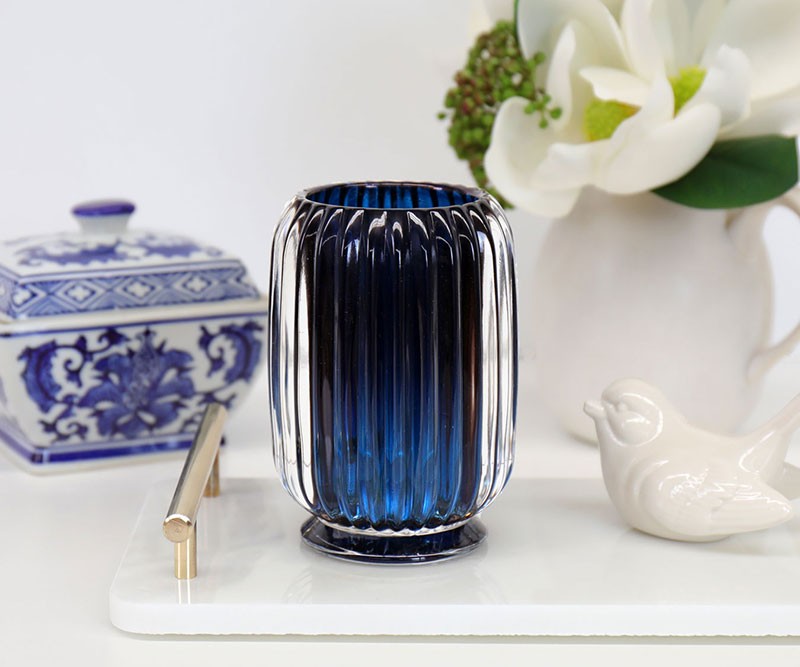 Beautiful vases available online. homewares & home decor.