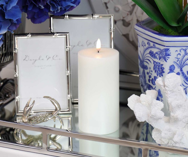 White Lux Collection Flameless Candle 15cm Tall 8cm Wide