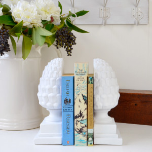 Set 2 White Finial Bookends, a decorative pair or piece for supporting books