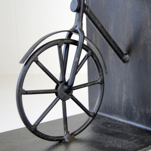 Bicycle Bookends Black Metal, a decorative pair or piece for supporting books