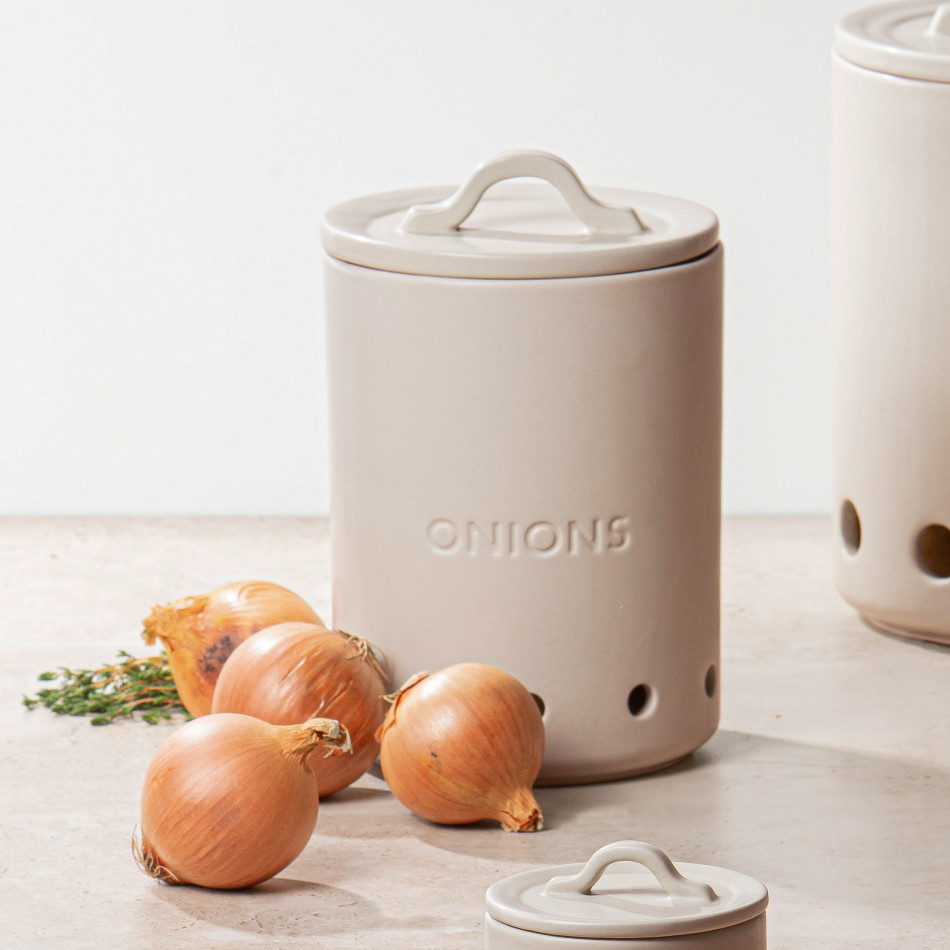 Sandstone Harvest Onion Vault, decorative home accessory