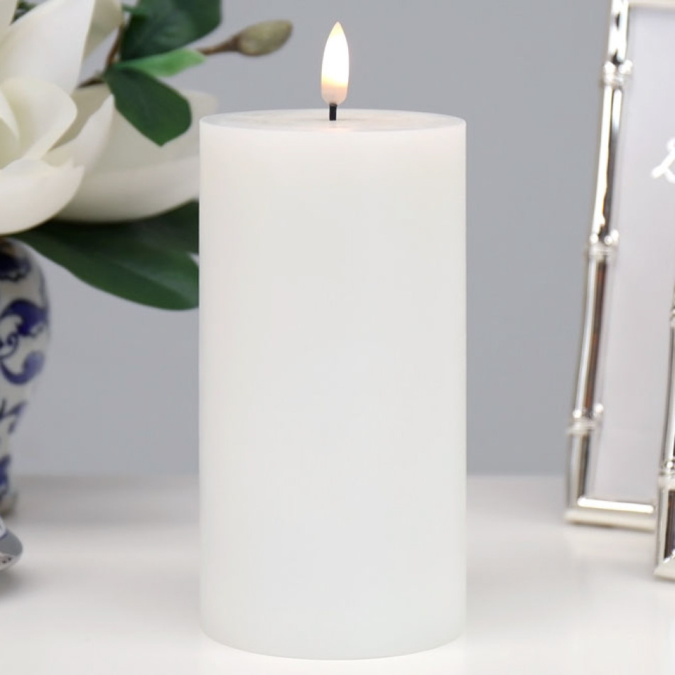 15cm White Uyuni Flameless Candle - 8cm Wide, decorative lighting accessory