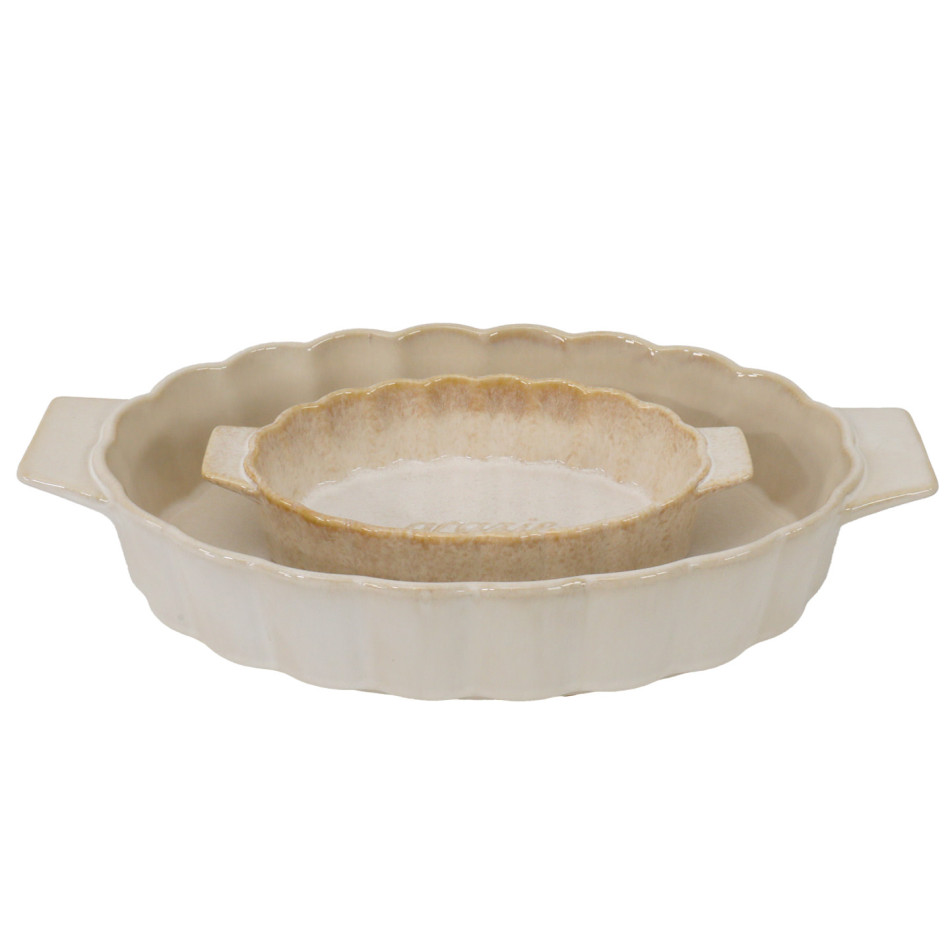 Toscana 'Grazie' Baking Dish - Sandstone, designed for practical dining use with an ornamental presentation