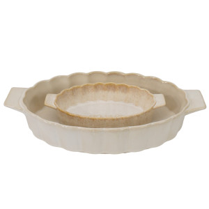 Toscana 'Grazie' Baking Dish - Sandstone, designed for practical dining use with an ornamental presentation