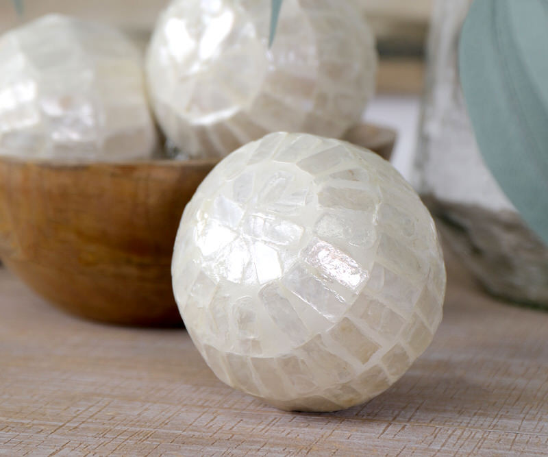 Small Sacramento Shell Inlay Deco Ball - 8cm