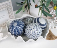 Set 3 Palm Island Blue Ceramic Balls - 10cm