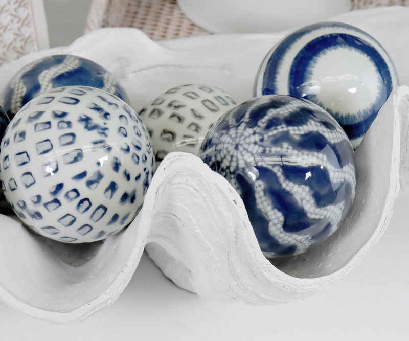 Set 3 Palm Island Blue Ceramic Balls - 7.5cm