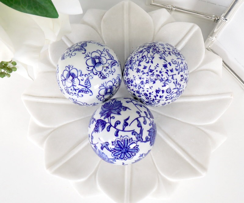 Peony Set 3 Blue & White Ceramic Balls Small