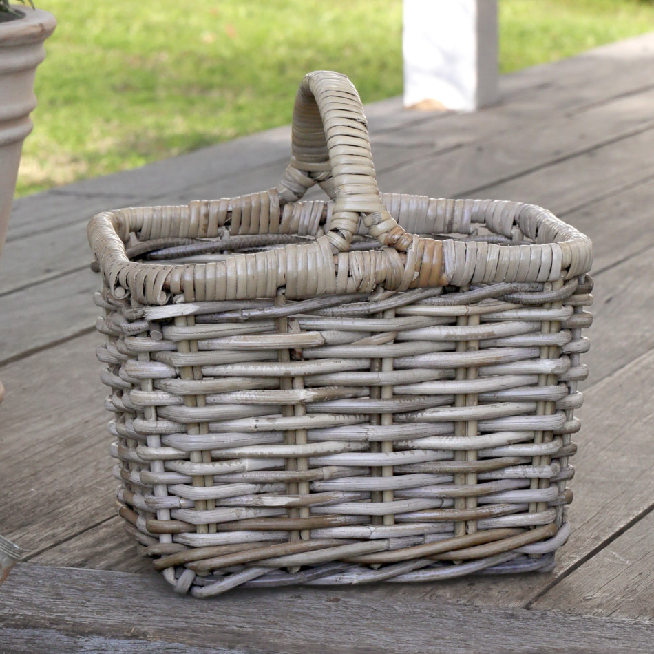 Applewood Carry Basket - Small, woven storage basket