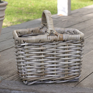 Applewood Carry Basket - Small, woven storage basket