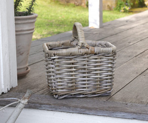 Applewood Carry Basket - Small