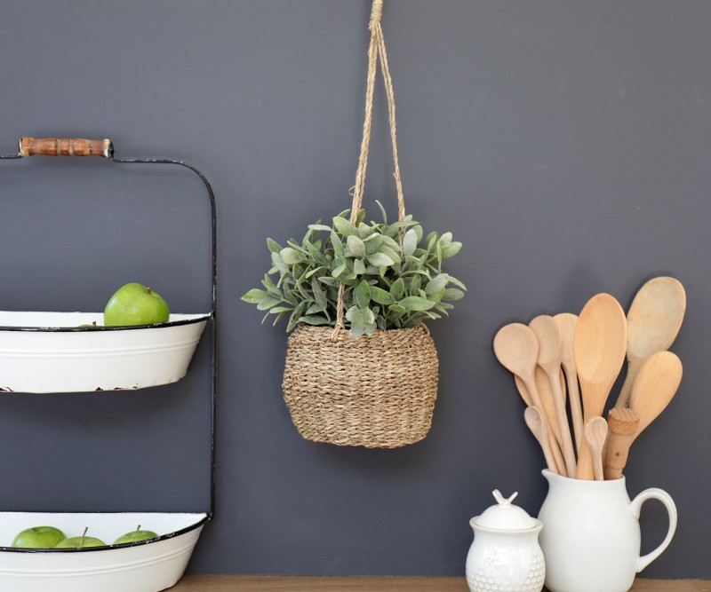 Coogee Hanging Basket Plastic Lined