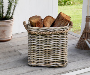 Medium Flintwood Square Rattan Basket