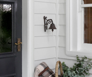 Hampstead Vintage Wall Bell - Cast Iron Doorbell