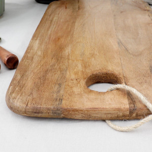 Medway Mango Wood Bread Board, shown as a standalone product for clear identification