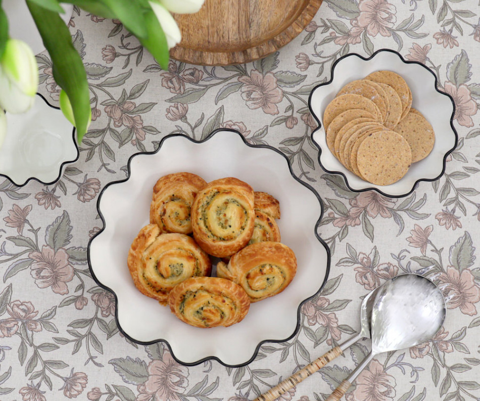 Winslow Ceramic Snack Bowl