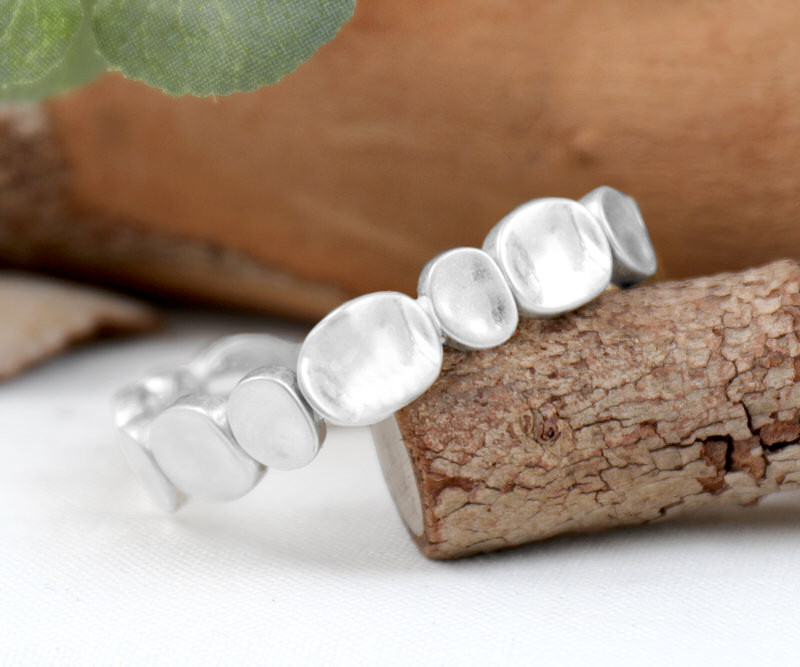 Small Pebble Silver Stretch Bracelet