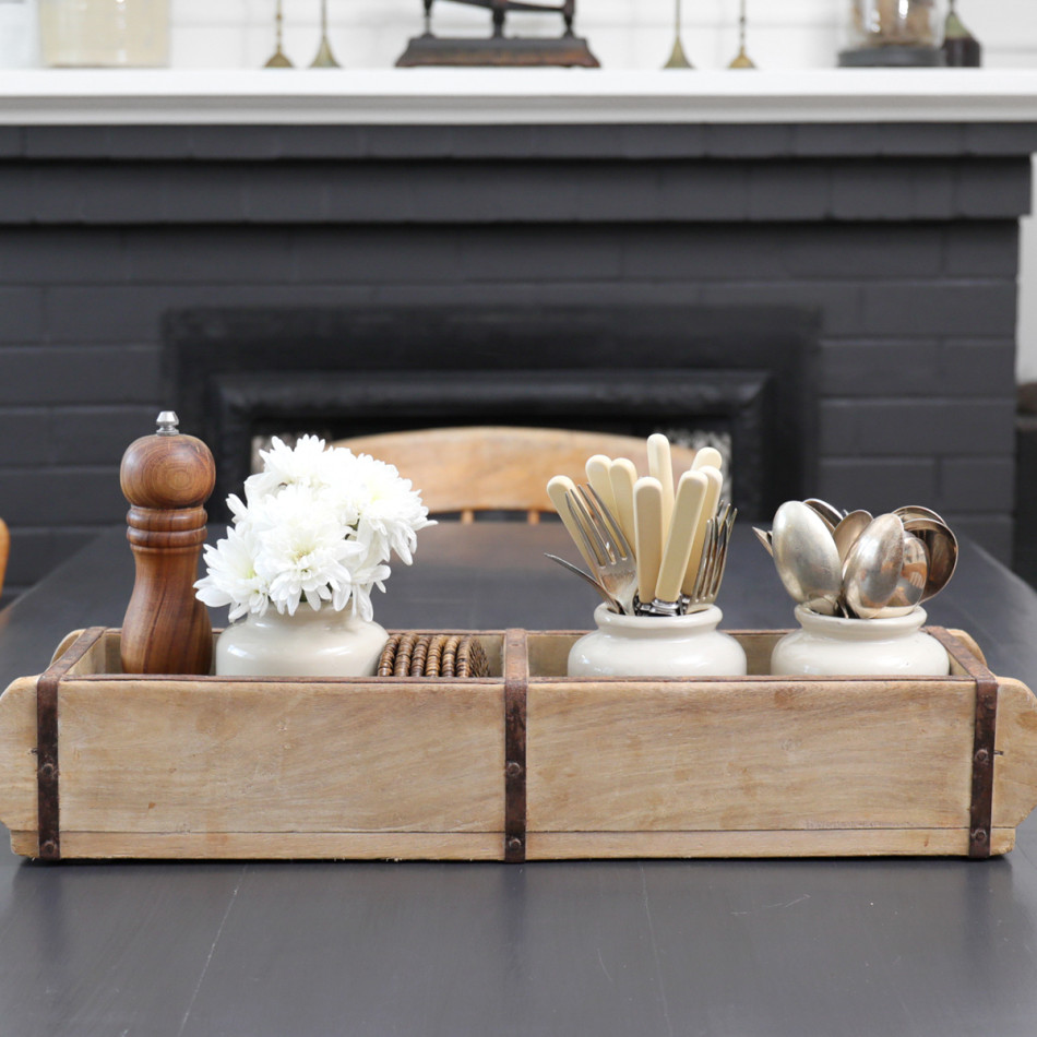 Double Brick Mould - Vintage Wooden Box Tray, a tabletop piece suited to serving food or creating a decorative display