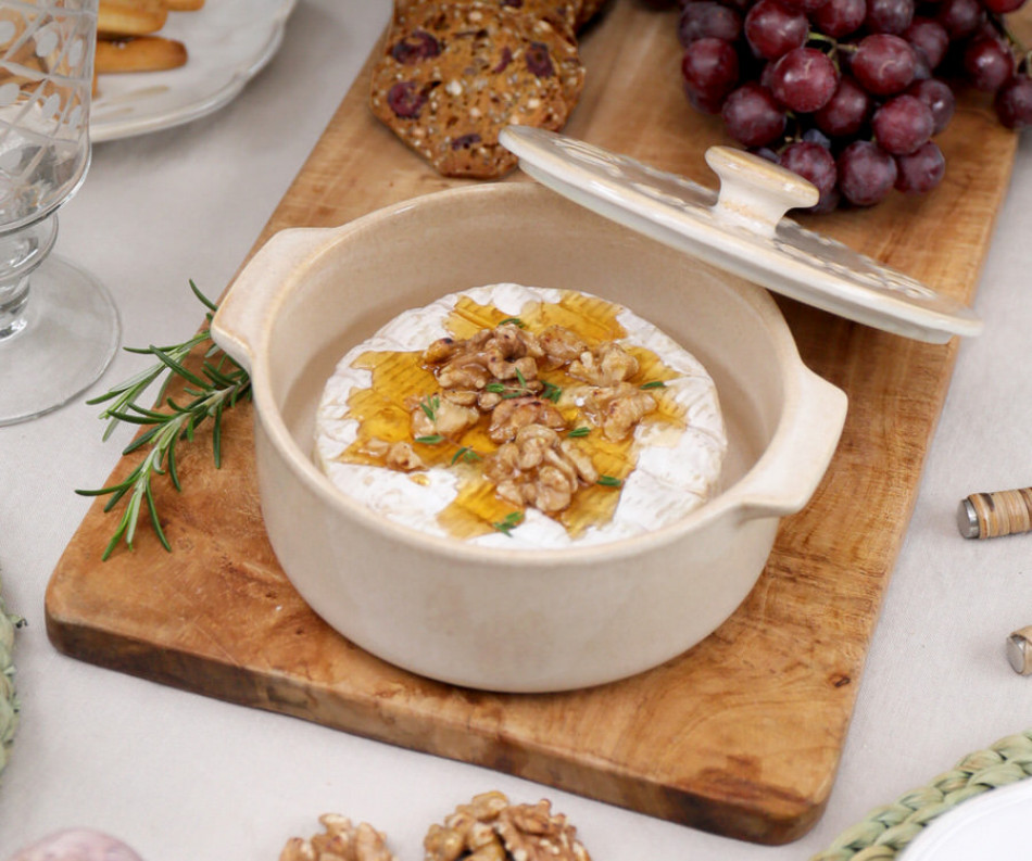 Bordeaux Brie Baker - Sandstone