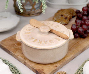 Bordeaux Brie Baker - Sandstone