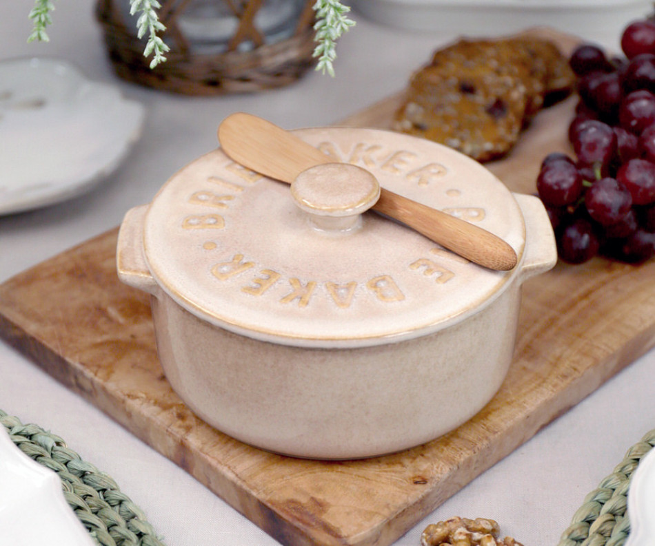 Bordeaux Brie Baker - Sandstone