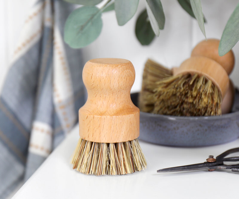 Natural Vegetable & Pot Brush