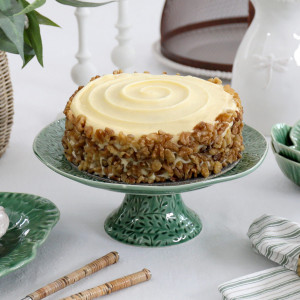 Thornbury Green Cake Stand, a tabletop piece for serving or decorative display