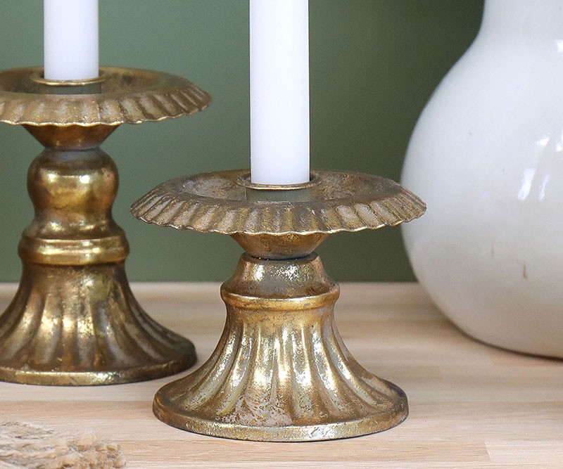 https://www.frenchknot.com.au/images/candlestick-gold-fluted-S-5a.jpg
