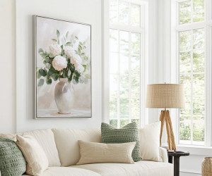 Bellevue I White Hydrangeas Canvas Painting