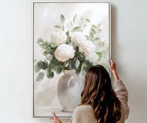 Bellevue I White Hydrangeas Canvas Painting